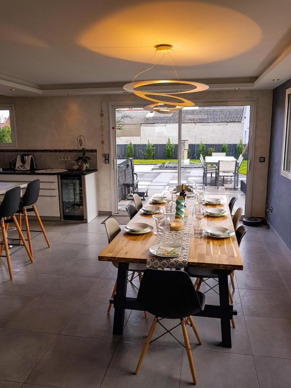 Gîtes Spa Strasbourg - La Villa 14 Furdenheim Extérieur photo